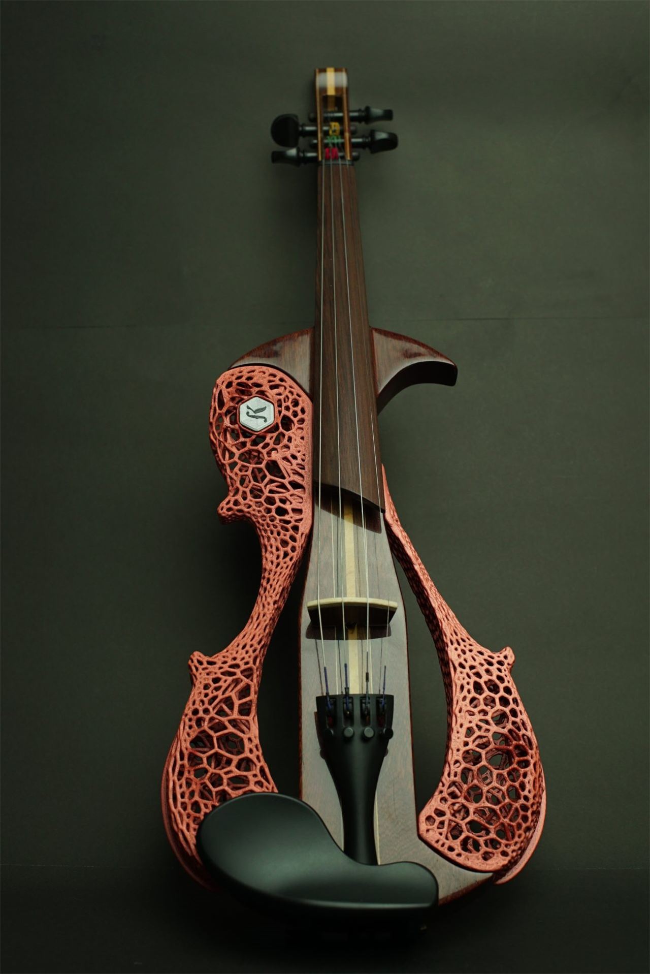 Detalle del violín impreso en 3D desarrollado por Che3D